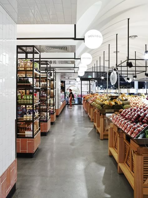 2014 Eat Drink Design Awards: Best Retail Design winner | ArchitectureAU                                                                                                                                                      Más Food Truck Design Interior, Food Truck Interior, Supermarket Design Interior, Interior Atmosphere, Retail Architecture, Grocery Supermarket, Grocery Store Design, Food Retail, Supermarket Design