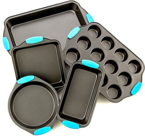 Top 10 Best Baking Sets in 2021 Check more at https://tipsminer.com/top-10-best-baking-sets-in-2021/ Baking Appliances, Glass Bakeware Set, Baking Pans Set, Bakeware Storage, Cake Baking Pans, Ceramic Bakeware, Square Cake Pans, Cupcake Pan, Pie Pan