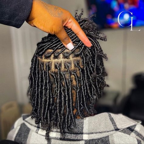 Starter locs started with Comb Coils. Size Medium Coil Locs Starter Styles, Coil Starter Locs Short Hair, Cool Starter Locs, Dreadlock Hairstyles Starter, Coil Loc Journey, Coil Locs Style, Coil Locs On 4c Hair, Starter Locs Method, Starter Locs Middle Part