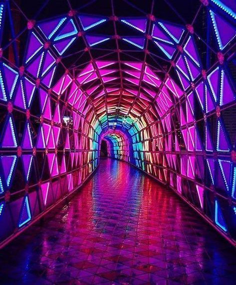 Photo Neon Architecture, Neon Tunnel, Neon Light Art, Nightclub Design, Neon Nights, Rainbow Aesthetic, Neon Aesthetic, Neon Wallpaper, Neon Art