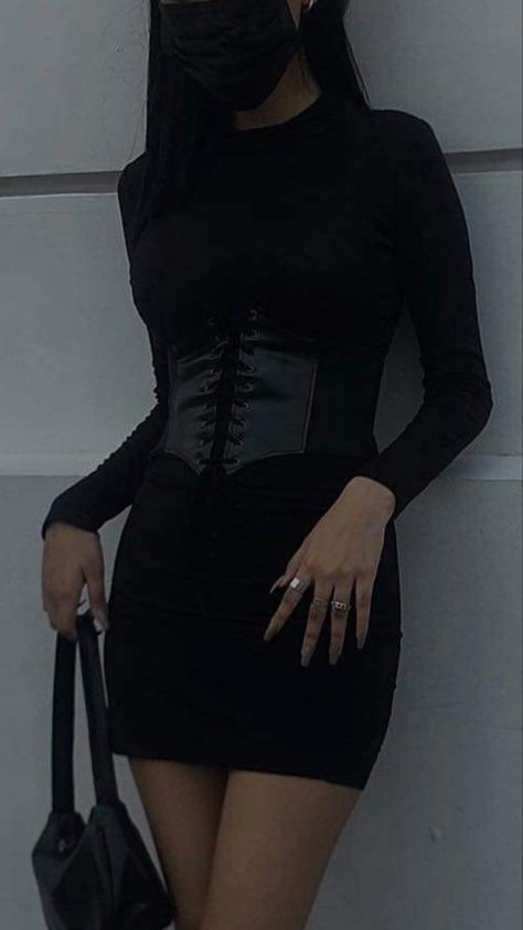 Black Corset Outfit Casual, Dress And Corset Outfit, Pintrest Outfit, Corset Outfit Casual, Black Corset Outfit, Outfit Info, Corset Outfit, Outfit Black, Trendy Fashion Outfits