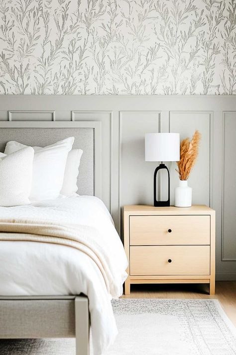 50+ grey wallpaper bedroom ideas accent walls White Paneled Walls Bedroom, Panelled Wallpaper Bedroom, Grey Wallpaper Bedroom Ideas, Bedroom Panelling With Wallpaper, Grey Cloud Wallpaper, Accent Wallpaper Bedroom, Minimalist Accent Wall, Bedroom Accent Wallpaper, Wallpaper And Panelling