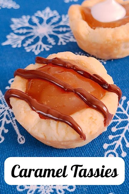 Caramel Tassies Caramel Tassies, Tassies Recipe, Peanut Butter Thumbprint Cookies, Ginger Spice Cookies, Peppermint Meringues, Mocha Cookies, Pinwheel Cookies, Christmas Shortbread, Easy Caramel