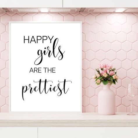 Cool Teenage Girl Rooms, Rose Gold Rooms, Girl Bathroom Decor, Happy Girls Are The Prettiest, Gold Room, Teenage Girl Room, Wall Art Girl, Gold Rooms, Girl Bedroom Walls