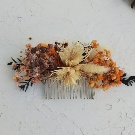 Flower comb is a wonderful accessory that will emphasize your beauty and style. An adorable flower comb is perfect for any special occasion. It is made from handmade flowers and high quality artificial greenery or real dried greenery. This comb will emphasize your beauty and uniqueness in your special day. If you have any questions you can write me a convo. Dried Flower Hair Comb, Fall Wedding Hair, French Country Wedding, Bridal Hair Down, Fall Wedding Hairstyles, Fall Wedding Photos, Floral Hair Combs, Rusty Orange, Flower Comb