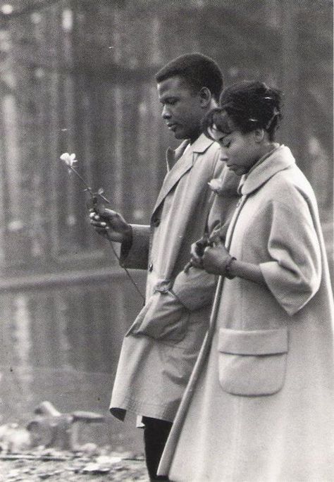 Sidney Poitier, Diahann Carroll, Ingmar Bergman, Vintage Black Glamour, Paris Blues, Black Hollywood, Old Love, African American History, Vintage Hollywood