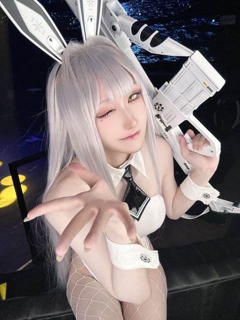 Bunny Cosplay, Asian Cosplay, Figure Poses, Cute Cosplay, Bunny Girl, Pose Reference Photo, Best Cosplay, Pose Reference, Anime Character Design