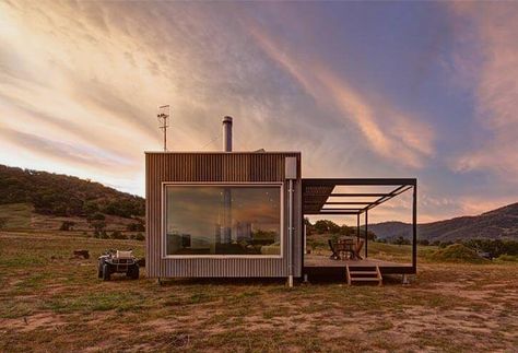 Modular Cabins, Eco Cabin, Off Grid Cabin, Eco Architecture, A Small House, Casa Container, Tiny House Movement, Rain Water Collection, Earthship