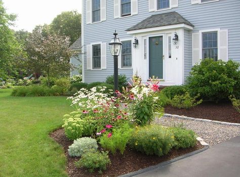 Simple Landscaping In Front Of Porch, Front Lamp Post Landscaping, Landscaping At End Of Driveway, Front Yard Light Post Landscaping, Landscaping Around A Light Post, Lamp Posts Front Yard Landscaping, Lamp Post Landscaping Ideas, Landscape Around Light Post, Flower Bed Around Light Pole