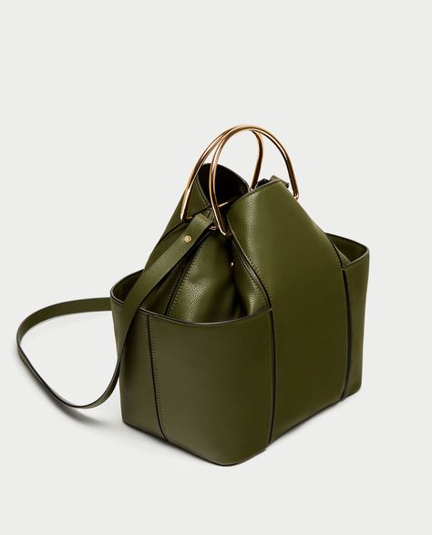 BUCKET BAG WITH METAL HANDLES from Zara Everyday Handbag, Oversized Bag, Cheap Bags, Different Kinds, Boot Bag, Cute Bags, Luxury Clothing, Online Bags, Leather Bags