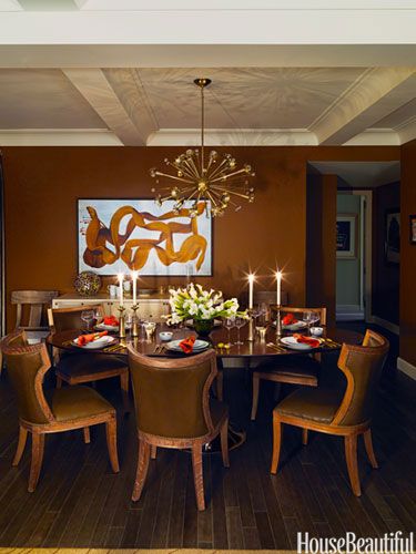 Brass details. Design: Heather Moore. housebeautiful.com. #brass #dining_room Orange Painted Walls, Jed Johnson, Retro Dining Rooms, Wall Chandelier, Room Refresh, Painted Walls, Contemporary Dining Room, Dining Room Design, Room Colors