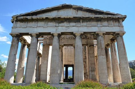 The Athenian Agora Temple Of Hephaestus, Modern Theatre, Rome Art, Athens City, Ancient Temple, Living Modern, Ancient Temples, Acropolis, Gothic Architecture