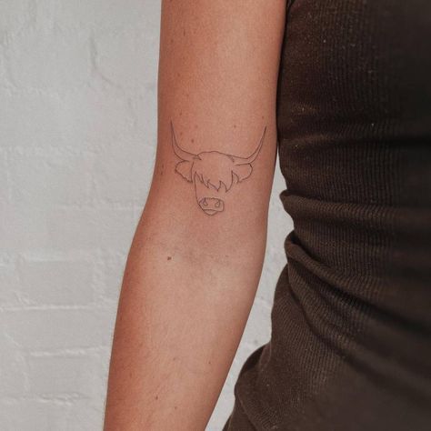 Tiny Highland Cow Tattoo, Highland Cow Fine Line Tattoo, High Land Cow Tattoo, Farm Tattoo Ideas Simple, Single Line Cow Tattoo, Southern Inspired Tattoos, Brown Cow Tattoo, Fine Line Calf Tattoo, Minimalistic Cow Tattoo