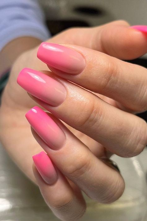 24 Insanely Cool Pink Ombre Nails You Can Recreate - Its Claudia G Ombre Nail Colors, Pink Nail Ideas, Pink Stiletto Nails, Ombre Gel Nails, Red Ombre Nails, Matte Pink Nails, Light Pink Nails, Pink Ombre Nails, Pink Nail Art