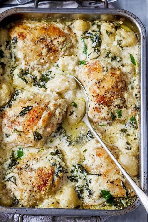 This crowd-pleasing baked chicken and gnocchi recipe is perfect for an easy weeknight comfort meal. Baked Chicken Gnocchi, Asiago Cream Sauce, Sunday Dinner Ideas Families, Chicken And Gnocchi, Sunday Dinner Ideas, Gnocchi Recipe, Chicken Gnocchi, Gnocchi Recipes, Asiago