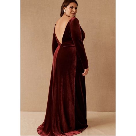 A Plunging Open Back Adds A Modern Edge To The Opulent Jenny Yoo Ryland Open-Back Velvet Gown Finished With Long Sleeves And A Timeless V-Neckline. An Illusion Panel Completes The Bodice, And The Back Can Be Worn With Or Without A Snap-On Strap. Polyester, Spandex; Polyester Lining Velvet Maxi Dress Silhouette Invisible Back Zipper Faux-Wrap Styling V-Neckline Open Back With Securing Snap-On Strap Professionally Clean Imported Not Bra Friendly; Additional Bust Support Can Be Added By A Tailor