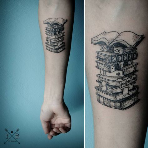 129 Likes, 8 Comments - Irene B | Tattooer (@irenebogachuk) on Instagram: “#Bookstattoo for Olya Thank you! I enjoyed working on this one #IB_TATTOOING #inkspiration…” How To Draw Tattoos, Open Book Tattoo, Books Tattoo, Bookish Tattoos, Literary Tattoos, Парные Тату, Geniale Tattoos, Tattoo Design Book, Book Tattoo