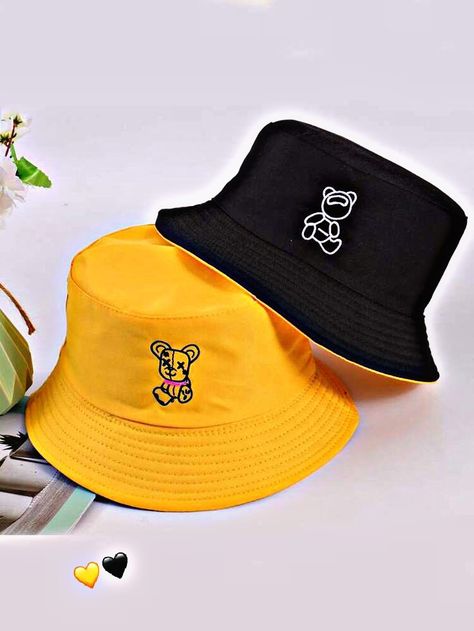 Bucket Hat Aesthetic, Cute Bucket Hats, Bucket Hat Outfit, Custom Bucket Hats, Bucket Hat Fashion, Funky Hats, Diy Sneakers, Bear Embroidery, Cute Outfits With Jeans