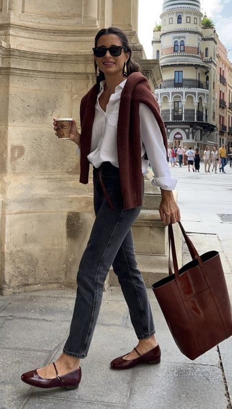 Napa Outfit Fall Wine Country, Burgundy Loafers Outfit Women, Spring 2025 Fashion Trends, Maroon Shoes Outfit, Work Outfits With Flats, Burgundy Bag Outfit, Burgundy Jeans Outfit, Bottega Veneta Bag Outfit, Maroon Dress Outfit