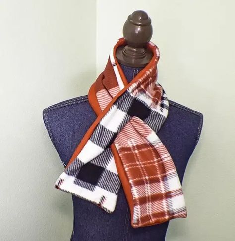 Fleece scarf pattern