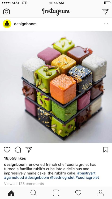 Cedric Grolet Patisserie, Geometric Cake, Kek Lapis, Beaux Desserts, Cube Cake, Cupcakes Decorados, Formy Silikonowe, Beautiful Desserts, Rubik's Cube