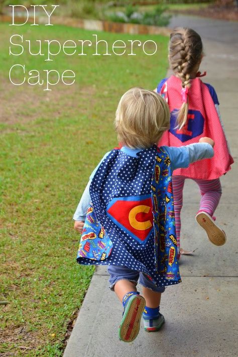 Kids Cape Pattern, Superhero Cape Pattern, Diy Superhero Cape, Toddler Cape, Super Hero Capes For Kids, Diy Costumes Kids Boys, Diy Superhero, Diy Cape, Baby Diy Sewing