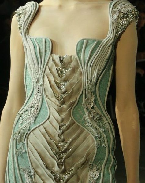 1000+ images about Actias Luna on Pinterest | Moth, Necklaces and ... Basil Soda, Mermaid Dress, New Classic, Looks Vintage, Costume Design, Fashion Details, A Dress, Moth, Basil