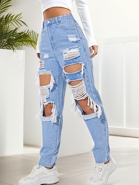 Street Style Denim, Cute Ripped Jeans, Ripped Jeans Style, Blue Jean Outfits, Women's Denim Jeans, Types Of Jeans, Fashion Top Outfits, Cute Everyday Outfits, Fashion Line