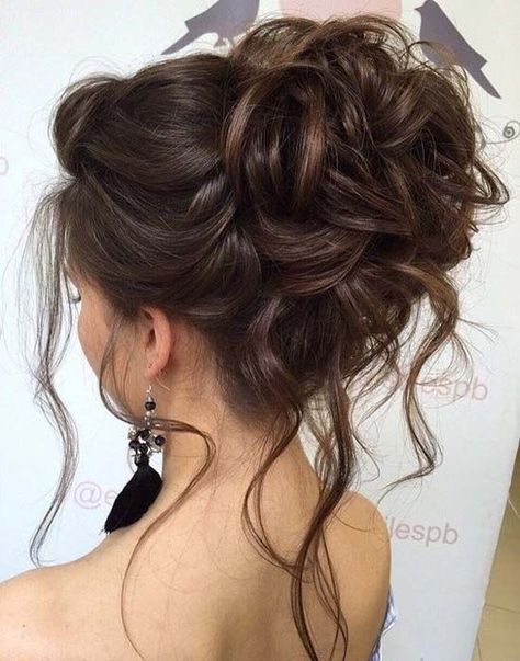 High Bun Hairstyles, Half Up Wedding Hair, Pageant Hair, Ball Hairstyles, Messy Updo, Vlasové Trendy, Wedding Hair Inspiration, Hairstyles Long, Wedding Hairstyles For Long Hair