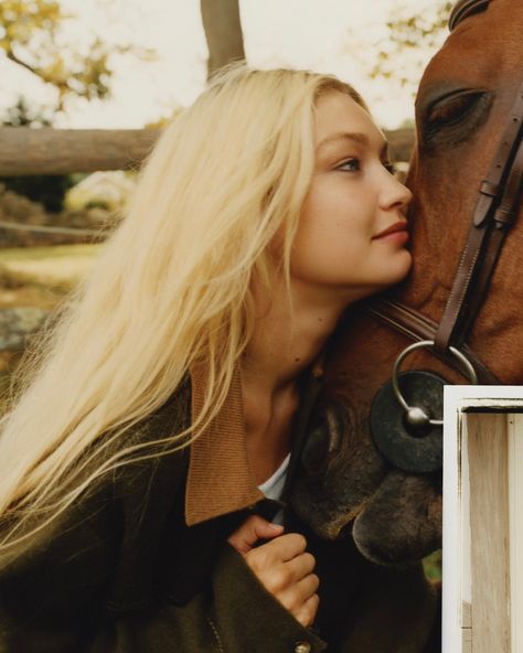 Gigi Hadid Horse, Gigi Hadid Aesthetic, Equestrian Photoshoot, Guest In Residence, Gigi Hadid Looks, Gigi Hadid Outfits, Gigi Hadid Style, Emily Didonato, Hadid Sisters