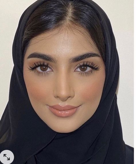 Arabian Makeup Look, Makeup Looks Natural, Makeup Looks, Makeup, On Instagram, Black, Instagram, Make Up Looks, Make Up