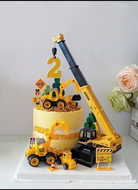 Digger Cake, Construction Birthday Cake, Toddler Birthday Cakes, Digger Birthday, Toddler Boy Birthday, Truck Birthday Cakes, Construction Theme Birthday Party, Construction Cake, Construction Theme Party