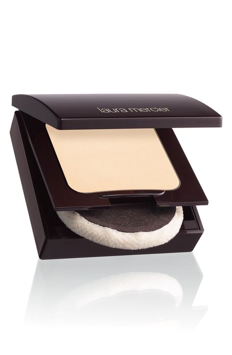 Laura Mercier Translucent Pressed Powder - Transluscent Powder Translucent, Focus Light, Translucent Powder, Laura Geller, Pressed Powder, Laura Mercier, Setting Powder, Even Skin Tone, Beauty Shop