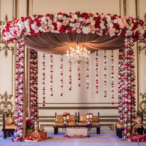 Wedding Hall Decorations, Wedding Stage Design, Mandap Decor, Marriage Decoration, Desi Wedding Decor, Wedding Backdrop Decorations, Wedding Mandap, Wedding Design Decoration, Blue Wedding Flowers