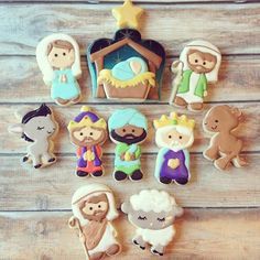 I adore how this Nativity set came out Winter Cookie, Christmas Sugar Cookies, Christmas Cookies Decorated, Fancy Cookies, Iced Cookies, Cute Cookies, Christmas Goodies, Cookie Art, Christmas Nativity