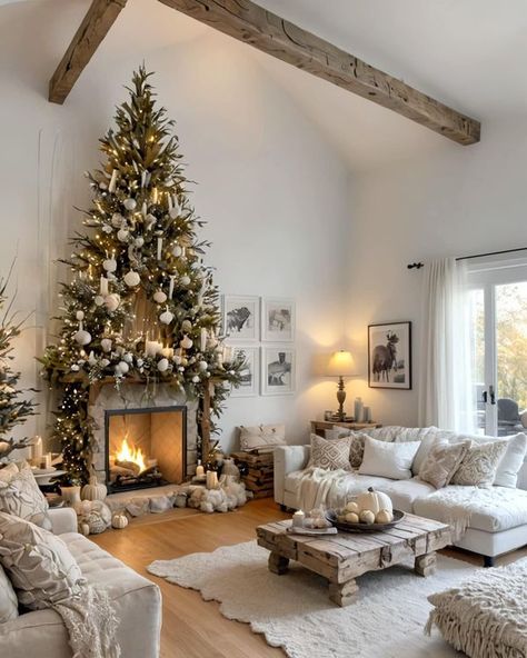 Above Fireplace, Cozy Christmas Living Room, Modern Home Interior, Wall Christmas Tree, Modern Home Interior Design, Christmas Room Decor, Christmas Living Rooms, Christmas Inspo, Christmas Fireplace