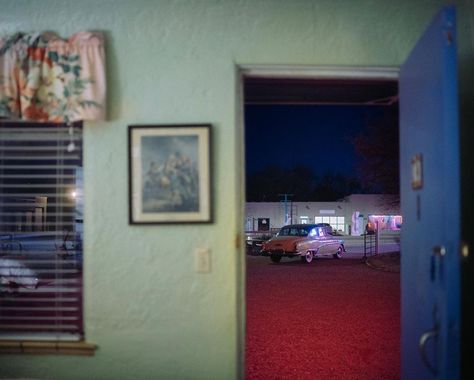 Motel Aesthetic, Wim Wenders, Southern Gothic, Trailer Park, Summer 24, Breaking Bad, Photography Inspo, Aesthetic Photo, Cinematography