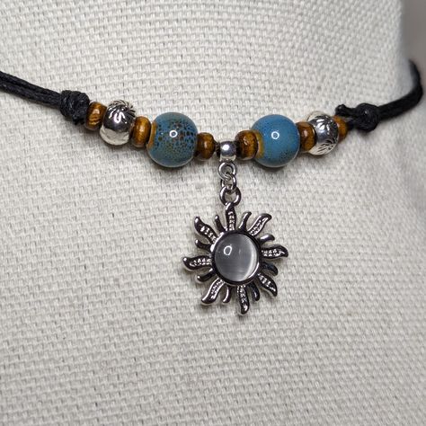 Blue Ceramic Wood Beaded Silver And Grey Cats Eye Charm Boho Hippie Adjustable Rope Cord Choker Stacking Necklace Comes On An Adjustable Waxed Black Cord Necklace. Necklace Is Adjustable From Approximately 13" To 22". 70s Jewelry Hippie Necklaces, Cute Hippie Jewelry, Copper Wire Necklace, Crystal Chips Necklace, Spacecore Jewelry, Wood Bead Ideas, Witchy Beaded Jewelry, Boho Hippie Jewelry, Silver Bohemian Jewelry