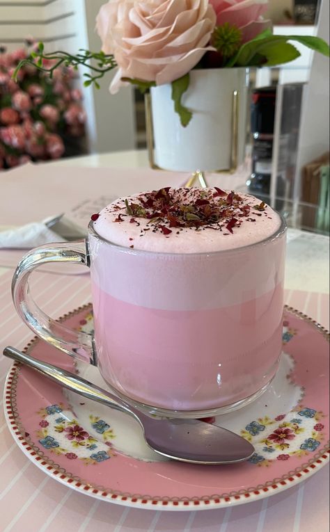 #cafe #latte #latteartgram #roses #pinkcoffee #coffee #coffeelover Libra Ascendant, Rose Latte, Pink Latte, Japanese Food Illustration, Pink Widget, Brown Cafe, Bakery Design Interior, Unicorn Coffee, Coffee Obsession