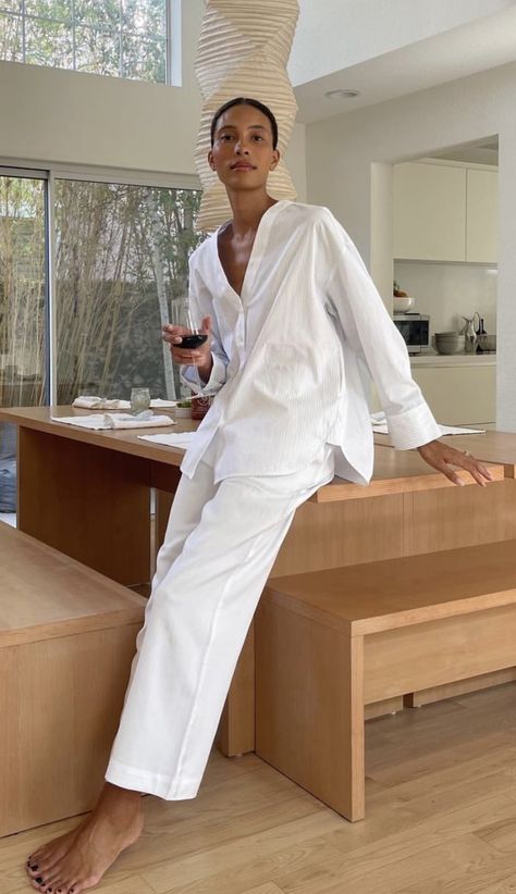 Lounge Sets Aesthetic, Luxury Loungewear Aesthetic, Resort Loungewear, Chic Loungewear Outfits, Lounge Wear Aesthetic, Aesthetic Loungewear, Summer Lounge Wear, Lounge Wear Stylish, Loungewear Aesthetic