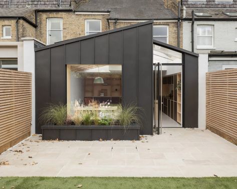 Will Gamble Architects contrasts old and new in London house extension Japanese Tea House, Metal Cladding, Modern Extension, Edwardian House, Easy Backdrops, Extension Designs, House Extension Design, Rear Extension, London House