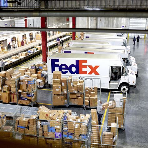 FedEx job Shopping Mall Architecture, Device Storage, Delivery Pictures, Video Call With Boyfriend Screen Photo, Scammer Pictures, Army Pics, Delivery Driver, Document Sign, New Photo Download