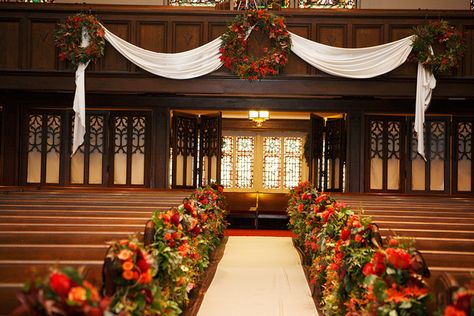 Country Club Christian Church Aisle Arrangements by Blue Bouquet, www.bluebouquet.com Lent Decorations For Church, Advent Church Decorations, Ceremony Decorations Church, Aisle Arrangements, Christmas Ceiling Decorations, Church Aisle, Church Christmas Decorations, Orange Wedding Flowers, Catholic Decor