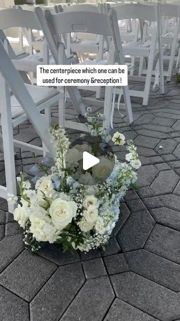 | FLORIST | NEW YORK on Instagram: "This is great ideas!" Diy Aisle Flowers, Cascading Bouquet, Aisle Flowers, Cascade Bouquet, Diy Bouquet, Great Ideas, Bouquets, Florist, New York