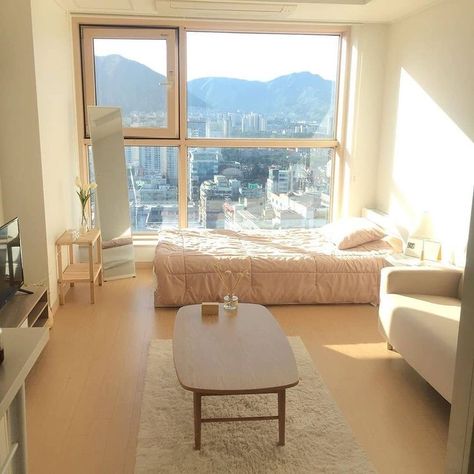 Small Studio Apartment Decorating, Minimalist Apartment Decor, Cozy Studio Apartment, Tiny Studio Apartments, Studio Apartment Design, Studio Apartment Living, Small Apartment Interior, Minimalist Apartment, Apartment Bedroom Decor