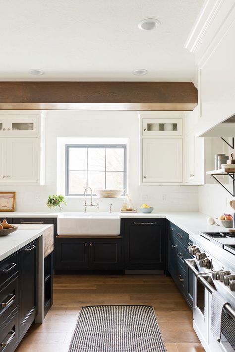 Kitchen Dining Nook, Black Paint Color, Best White Paint, Kitchen Transformation, Classic Kitchen, White Paint Colors, Mobil Home, Dining Nook, Studio Mcgee