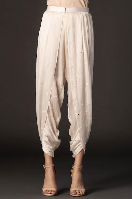 Embellished Tulip Pants Ethnic Photoshoot, Indian Pants, Salwar Kurta, Tulip Pants, Salwar Pants, Saree Ideas, Off White Pants, Drape Pants, Dhoti Pants