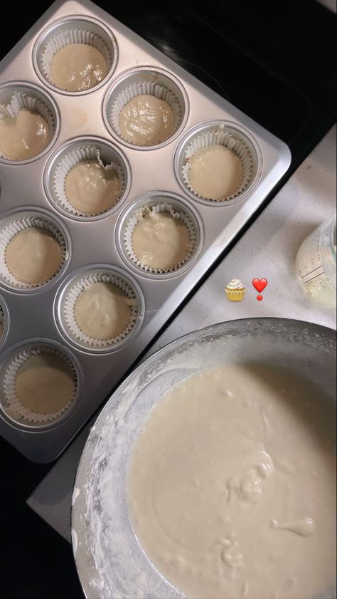 baking, cupcakes, aesthetic, birthday, baker, Baking Aesthetic Cupcakes, Baker Girl Aesthetic, Baker Aesthetic Girl, Home Baking Aesthetic, Cupcakes Aesthetic, Baker Aesthetic, Aesthetic Baking, Baking Therapy, Baking Aesthetic