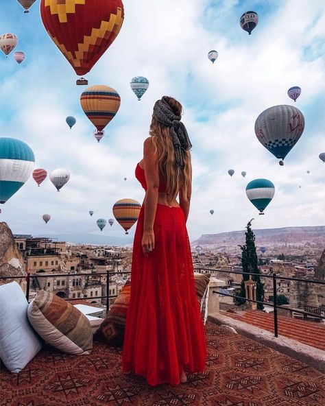 Turkey Pics, Turkey Fashion, Vision Board Images, Turkey Photos, Cute Birthday Ideas, Cappadocia Turkey, Women Gathering, Turkey Travel, Weekend Trips