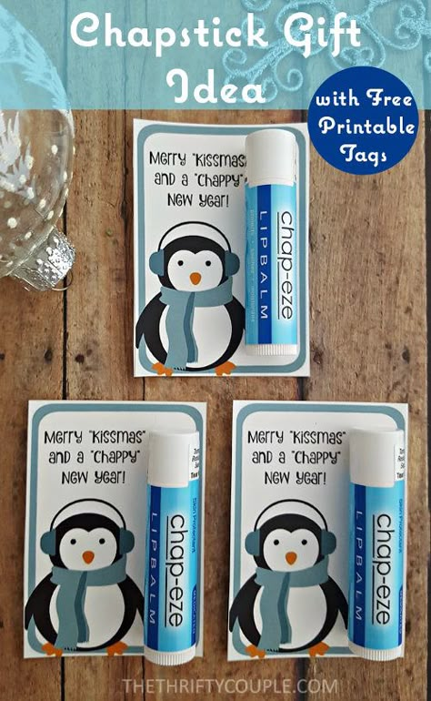 Chapstick Gift Idea (Merry Kissmas and a Chappy New Year) with Free Printable Gift Tags Chapstick Gift, Christmas Gift Ideas For Kids, Merry Kissmas, Marketing Gift, Free Printable Gifts, Gift Ideas For Kids, Free Printable Gift Tags, Printable Gift Tags, Free Christmas Printables